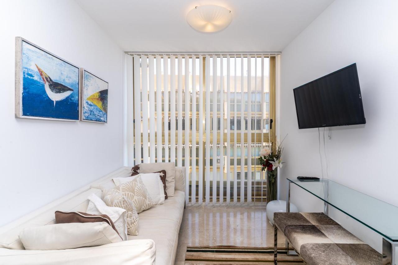 Unique First Line Apartment มาร์เบยา ภายนอก รูปภาพ